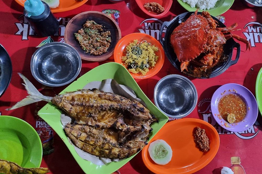 Rumah Makan Sari Laut: Santap Segar di Jantung Cilacap